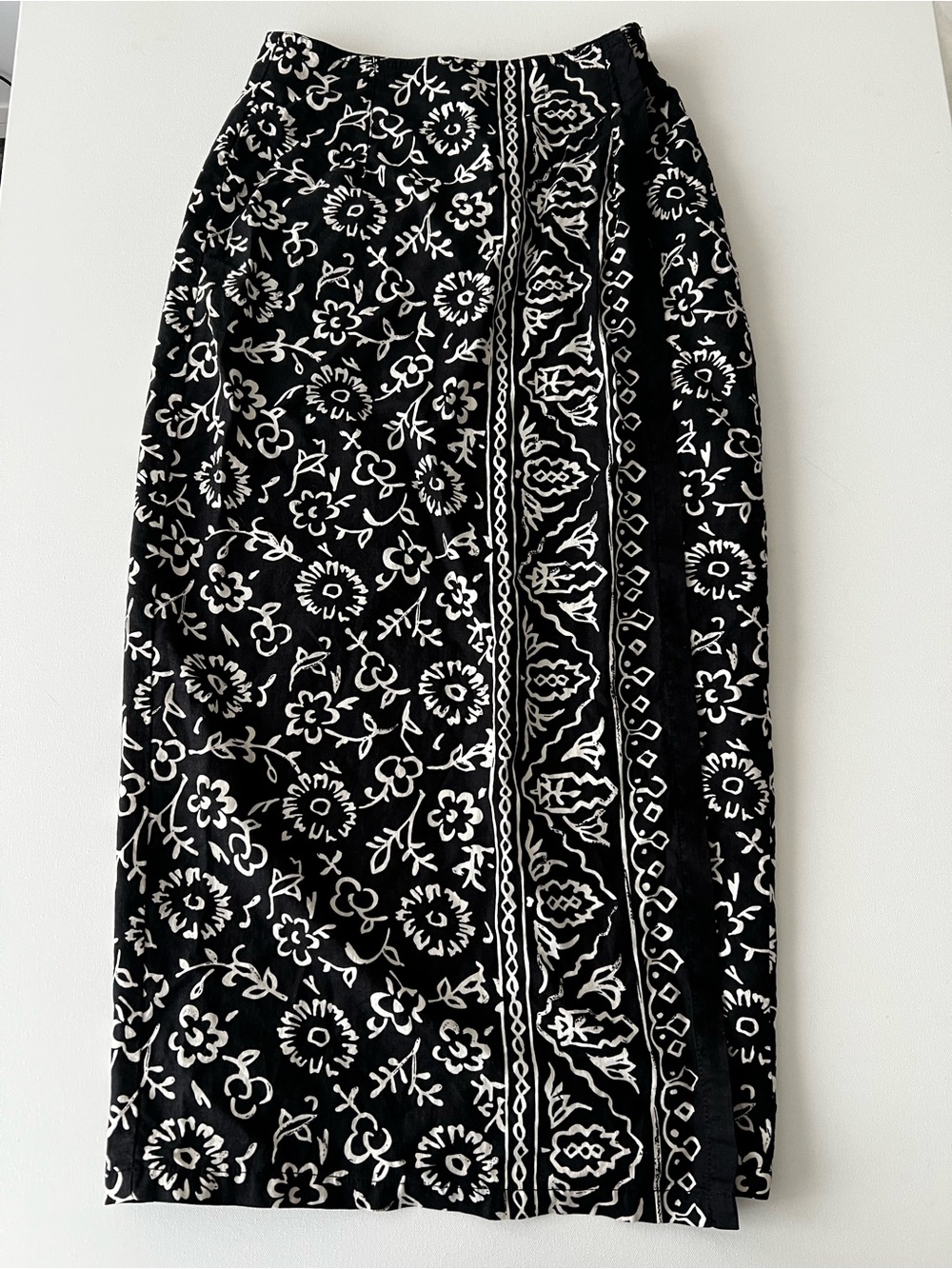 Linen & Cotton Blend Black & White Floral Maxi Skirt